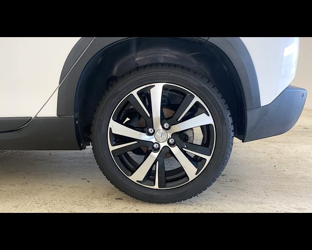 PEUGEOT 2008 usata, con Portapacchi