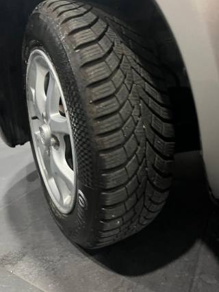 TOYOTA Yaris usata, con Servosterzo