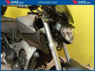 YAMAHA MT-09 usata 12