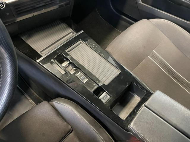 OPEL Astra usata, con Sedile posteriore sdoppiato