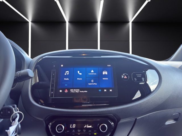 TOYOTA Aygo X usata, con Touch screen