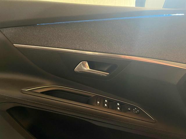 PEUGEOT 3008 usata, con Boardcomputer