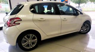 PEUGEOT 208 1° serie PureTech 82 5 porte Allure