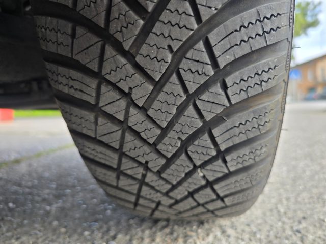 VOLKSWAGEN up! usata 61