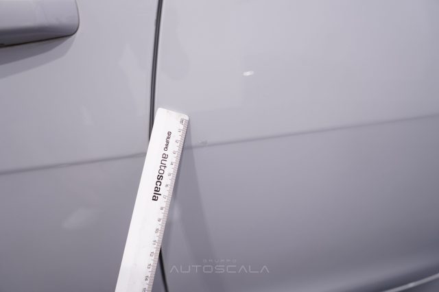 JAGUAR XE usata 46