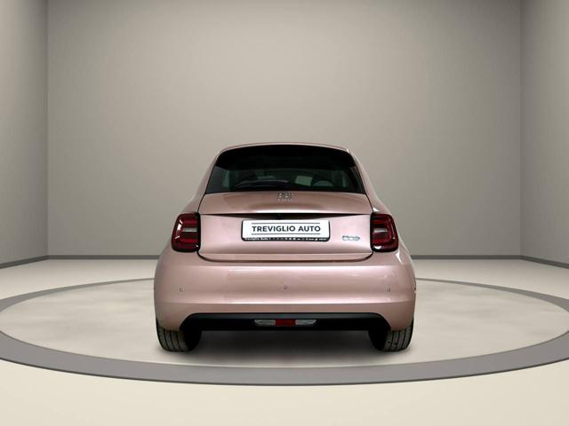 FIAT 500e usata, con Autoradio