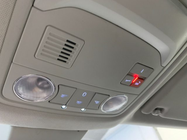 SKODA Karoq usata, con Vivavoce