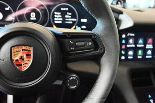 PORSCHE Taycan usata 49