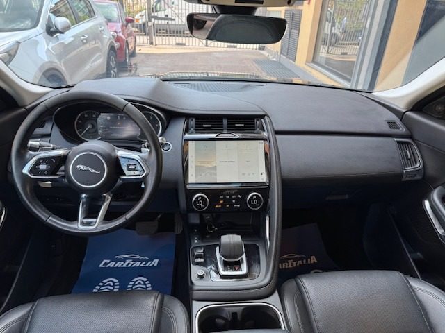 JAGUAR E-Pace usata, con Boardcomputer