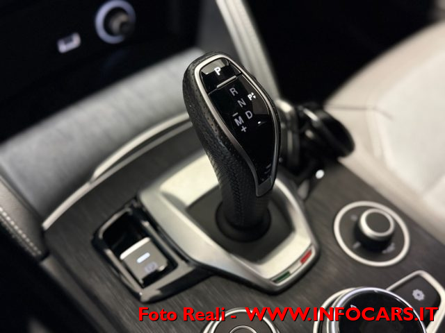 ALFA ROMEO Stelvio usata, con USB