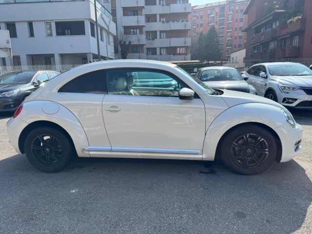 VOLKSWAGEN Maggiolino usata, con Airbag Passeggero