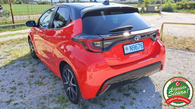 TOYOTA Yaris usata, con Bluetooth