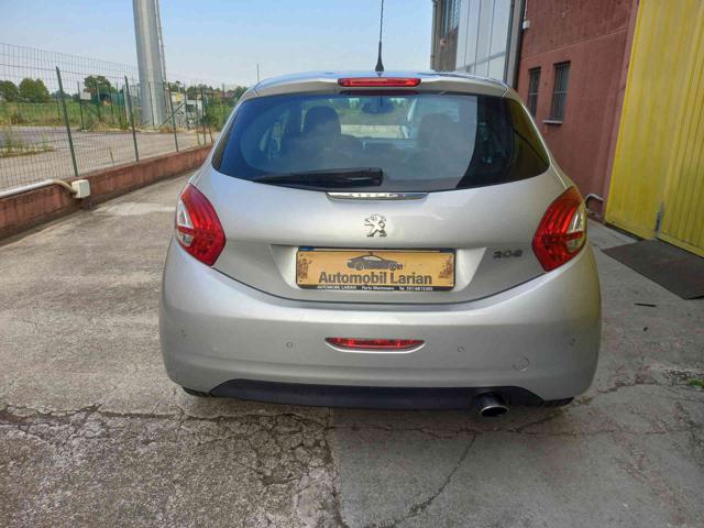 PEUGEOT 208 usata, con Climatizzatore