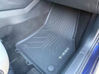 VOLKSWAGEN T-Roc usata 26