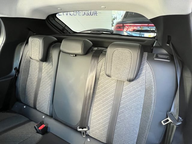 PEUGEOT 208 usata, con Volante multifunzione