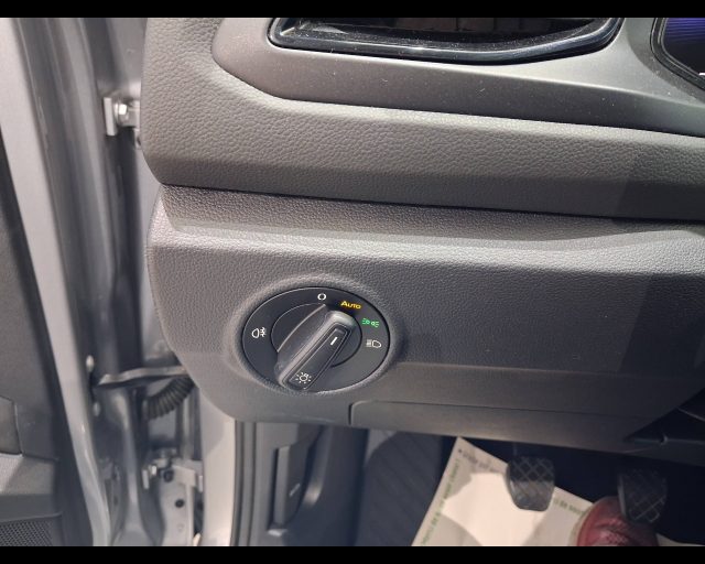 VOLKSWAGEN T-Roc usata, con Luci diurne LED