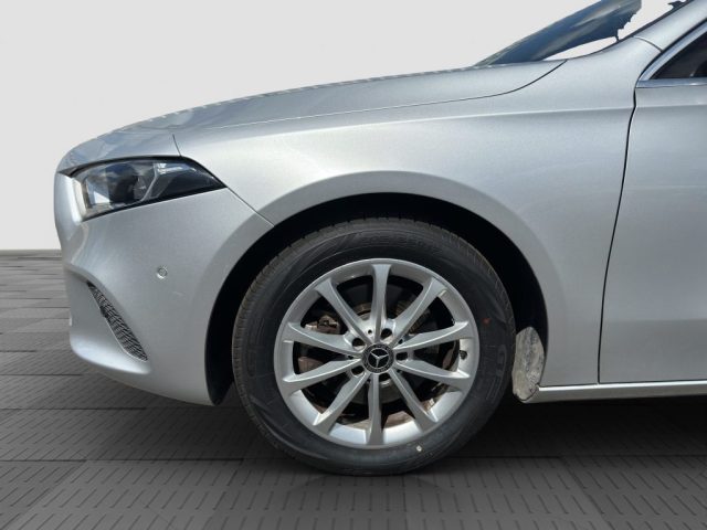 MERCEDES-BENZ A 180 usata 12