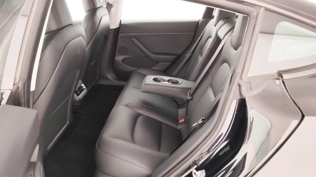 TESLA Model 3 usata, con Interni in pelle