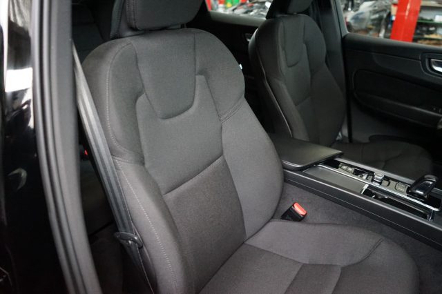 VOLVO XC60 usata, con Autoradio digitale
