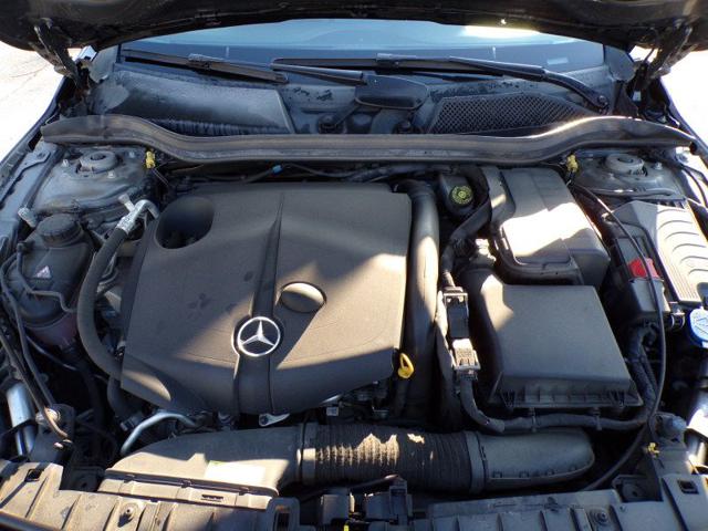 MERCEDES-BENZ GLA 220 usata 101