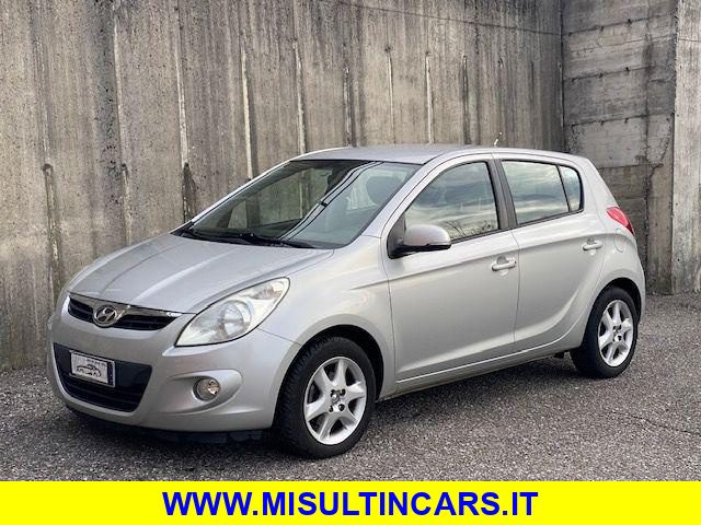 HYUNDAI i20 usata, con Airbag laterali