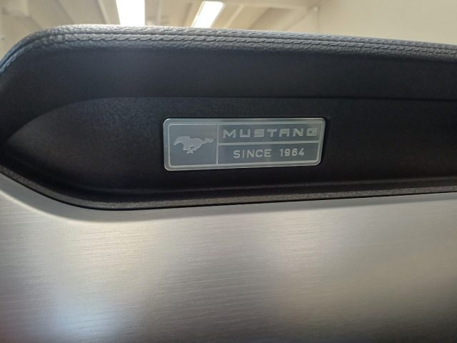 FORD Mustang usata, con Isofix