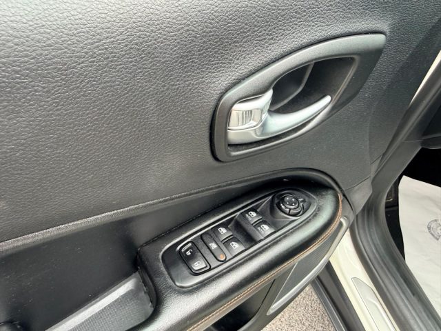 JEEP Compass usata, con Autoradio