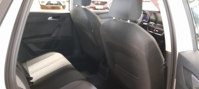 SEAT Leon usata, con Fari LED