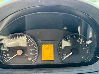 MERCEDES-BENZ Vito usata, con Gancio traino