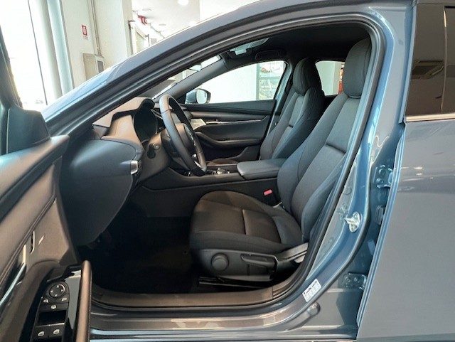 MAZDA 3 usata, con Autoradio