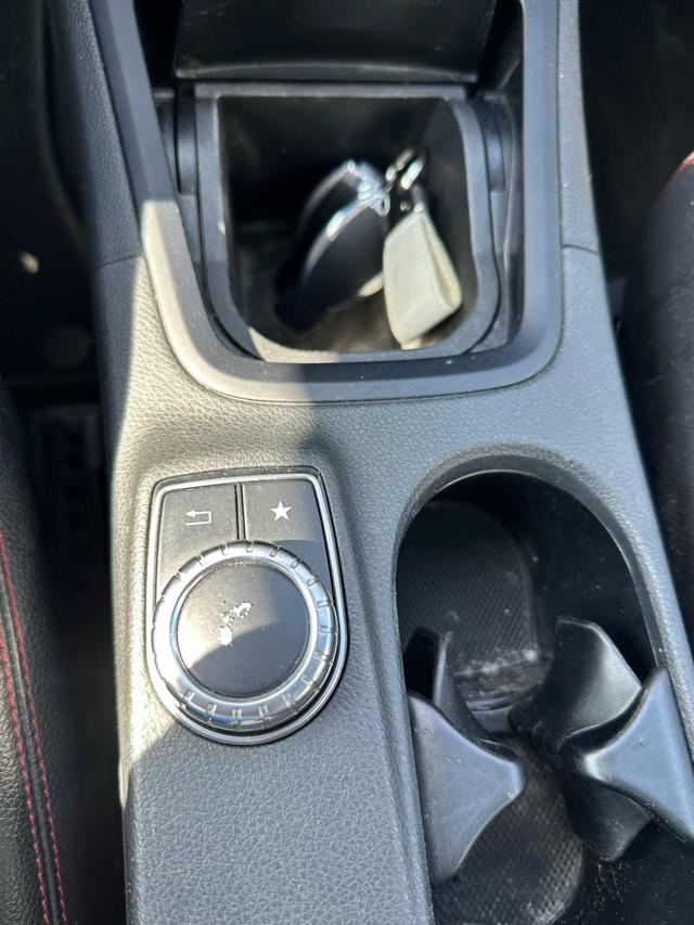 MERCEDES-BENZ B 200 usata, con Touch screen
