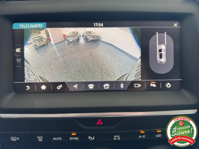 JAGUAR E-Pace usata, con Climatizzatore