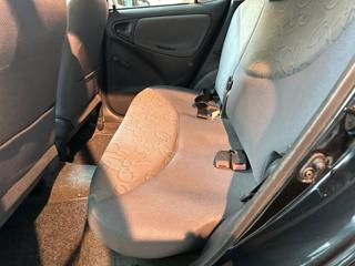 TOYOTA Yaris usata, con Servosterzo