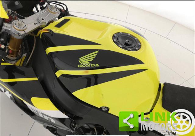 HONDA CBR 1000 RR usata 11