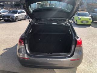 MERCEDES-BENZ A 180 usata, con Autoradio digitale