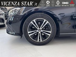 MERCEDES-BENZ E 200 usata, con Chiusura centralizzata