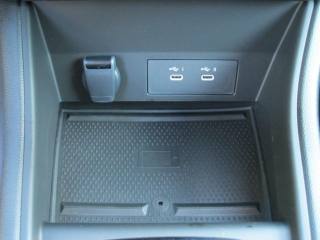 RENAULT Captur usata, con Autoradio digitale