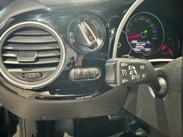 VOLKSWAGEN Maggiolino usata, con Bluetooth