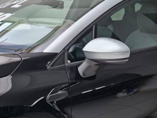 RENAULT Captur usata, con Volante in pelle