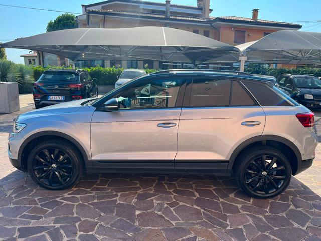 VOLKSWAGEN T-Roc usata, con Autoradio