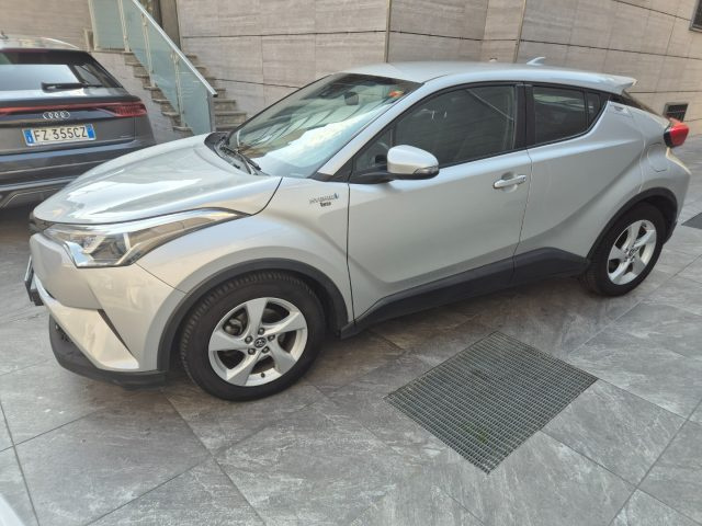 TOYOTA C-HR usata, con Cerchi in lega
