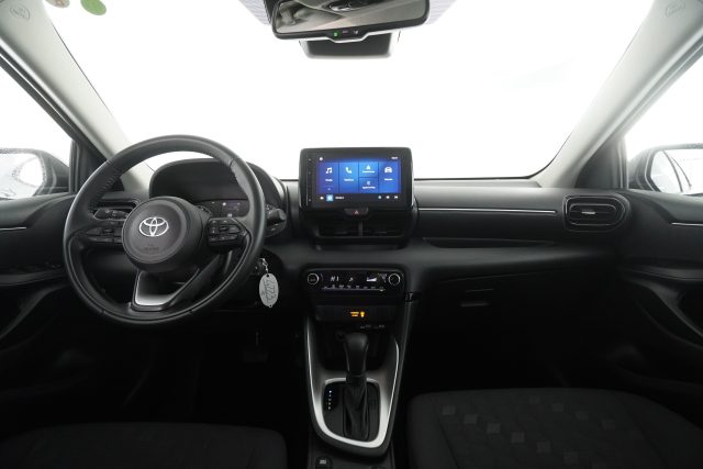 TOYOTA Yaris usata 4