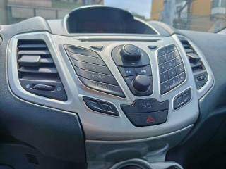 FORD Fiesta usata, con Climatizzatore