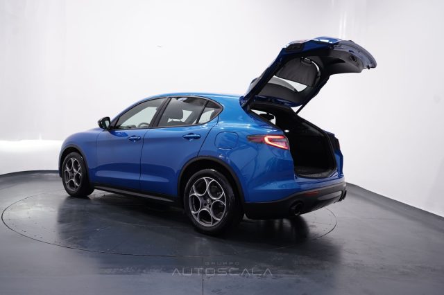 ALFA ROMEO Stelvio usata, con Adaptive Cruise Control
