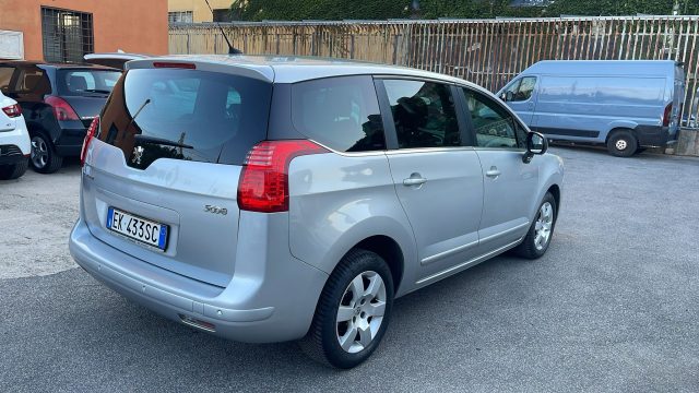 PEUGEOT 5008 usata, con Cerchi in lega