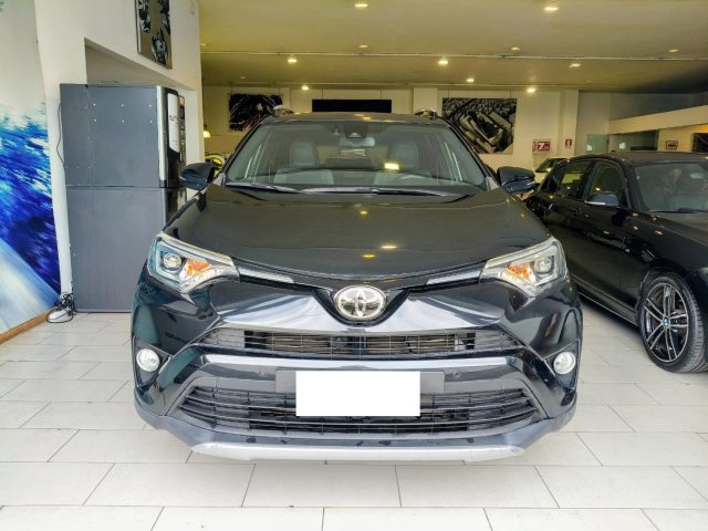TOYOTA RAV 4 usata, con Airbag
