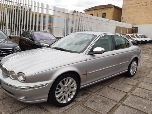 JAGUAR X-Type usata, con Airbag
