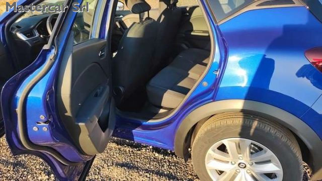 RENAULT Captur usata, con Autoradio