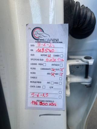 PEUGEOT 2008 usata, con Volante multifunzione