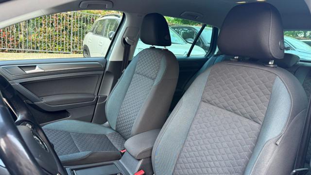 VOLKSWAGEN Golf usata, con Sedili riscaldati